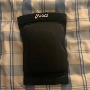 XL Knee Pad Asics